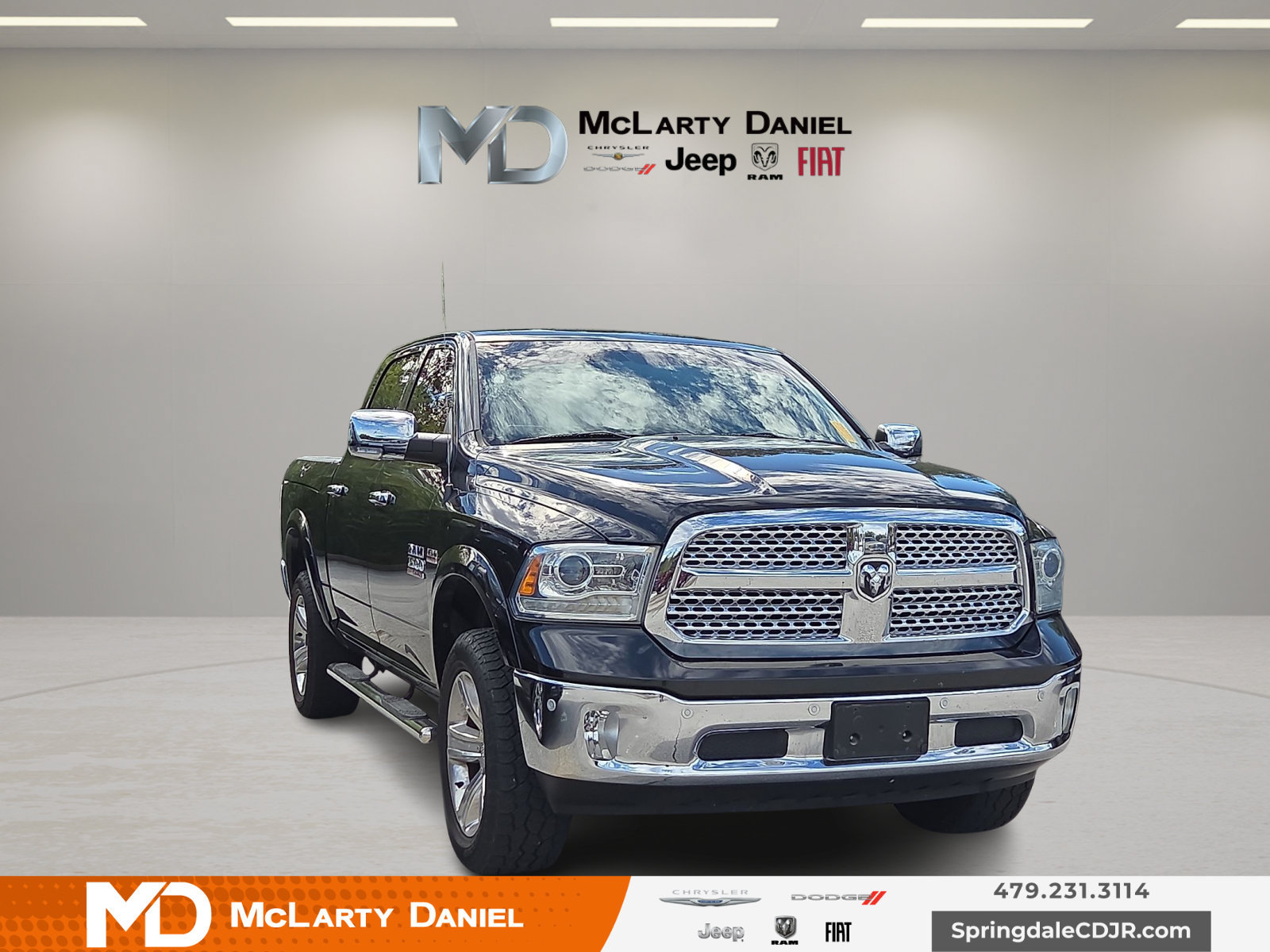 Used 2016 RAM 1500 Laramie w/ Convenience Group AWD/4WD image 1
