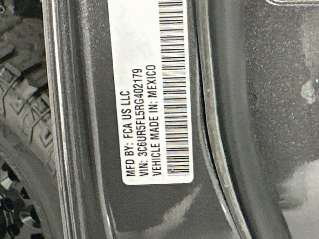 Used 2024 RAM 2500 Laramie w/ Safety Group AWD/4WD image 31