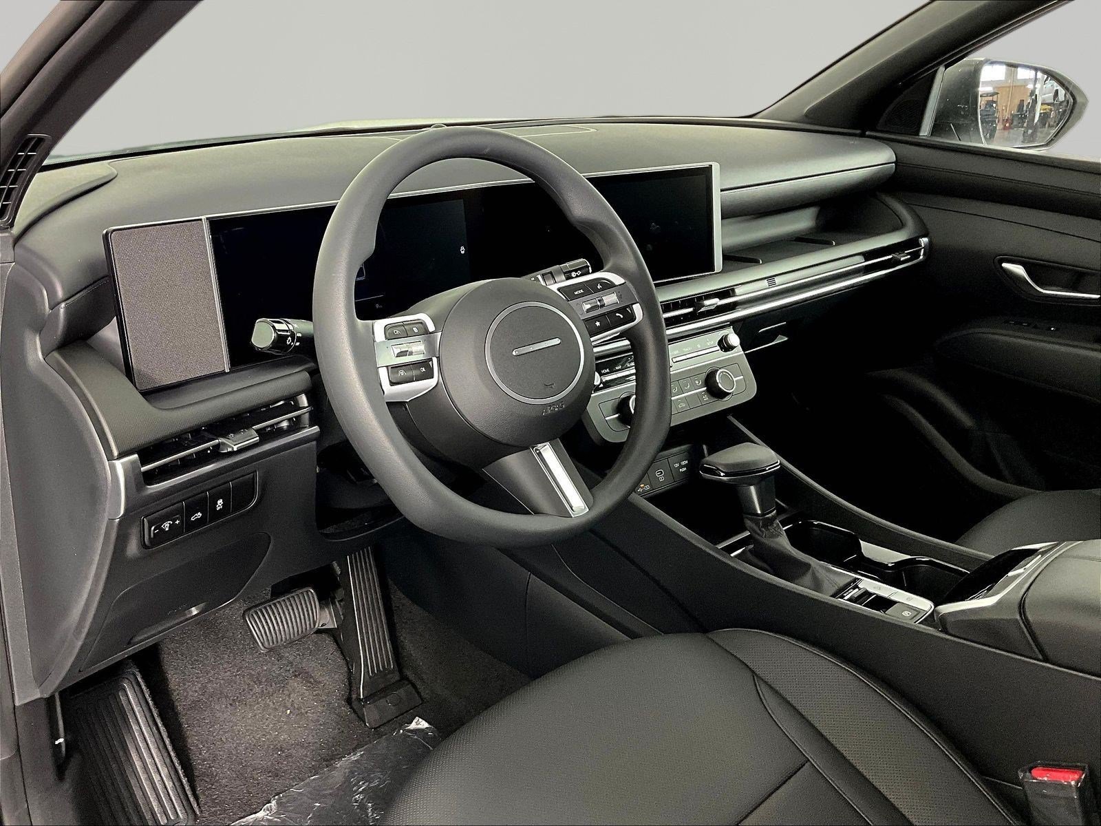 New 2027 Hyundai Santa Cruz SE AWD/4WD image 15