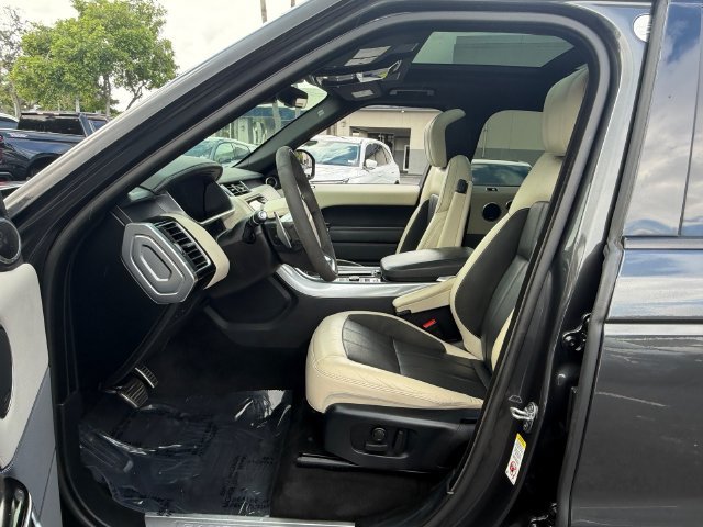 Used 2020 Land Rover Range Rover Sport HST AWD/4WD image 11