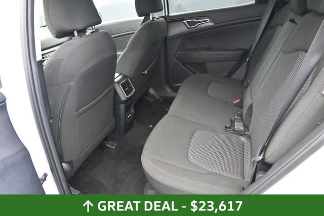 Used 2026 Kia Sportage LX FWD image 17