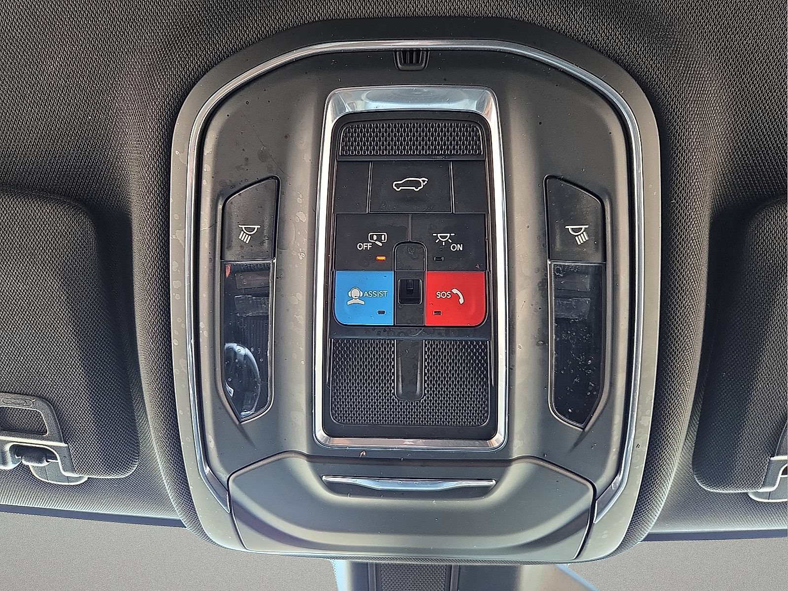 Used 2023 Jeep Grand Cherokee L Laredo AWD/4WD image 19