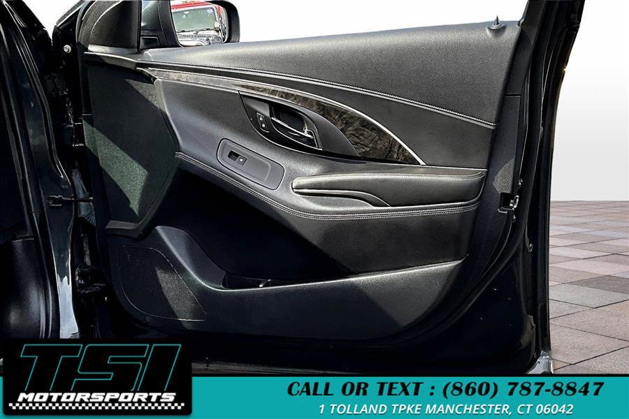 Used 2015 Buick LaCrosse Leather image 23