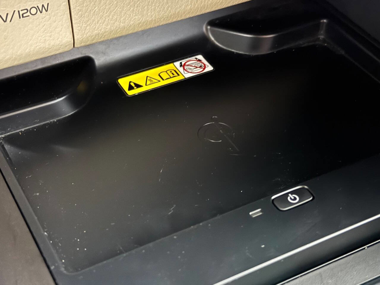 Used 2022 Toyota Camry XLE image 38