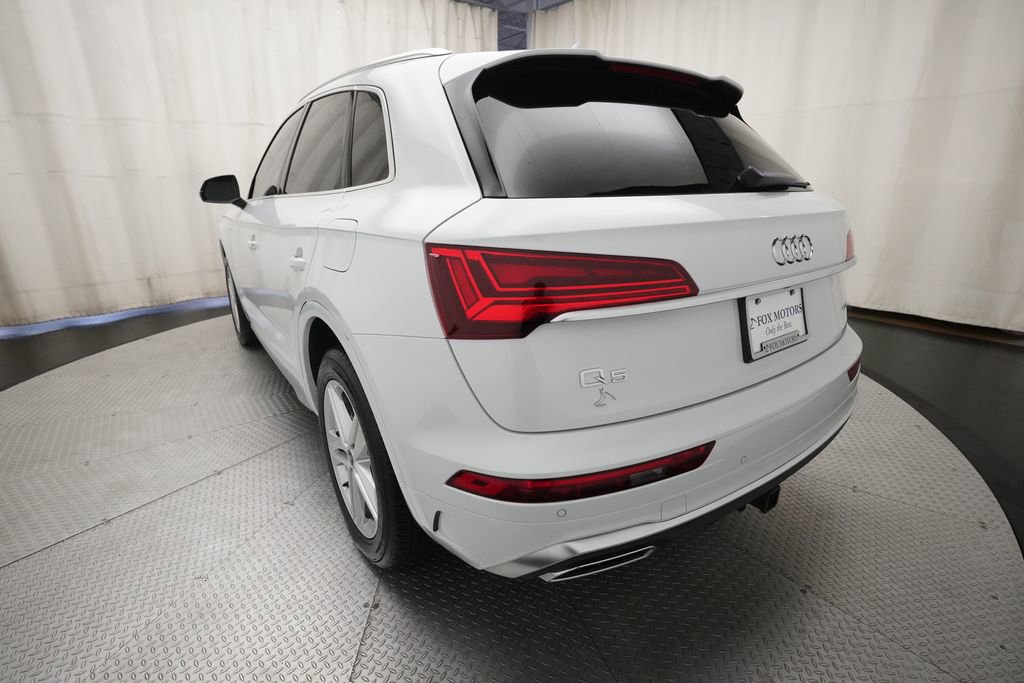 Used 2024 Audi Q5 e Premium Plus w/ Premium Plus Package image 36