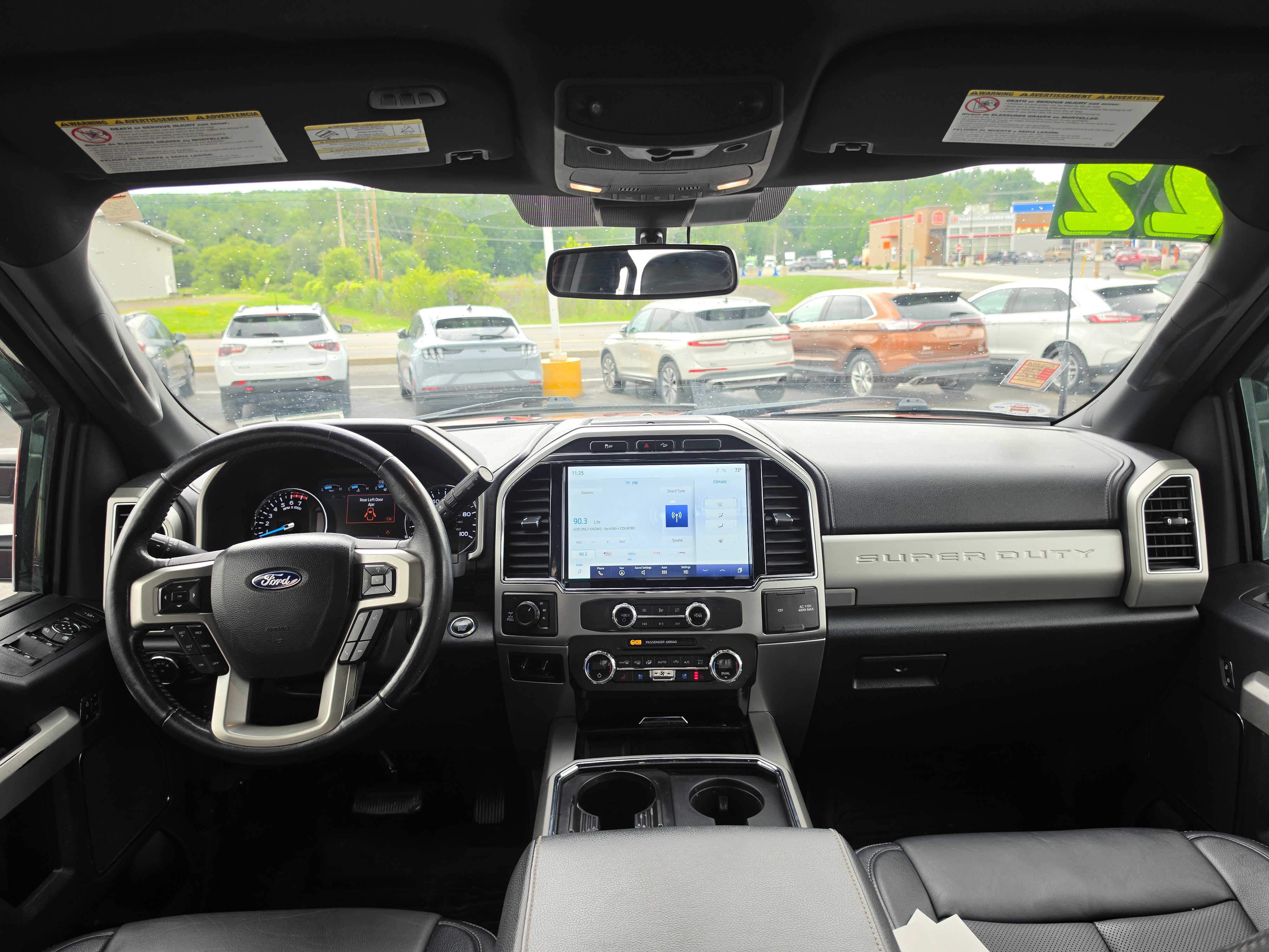 Used 2022 Ford F350 Lariat w/ Lariat Ultimate Package AWD/4WD image 15