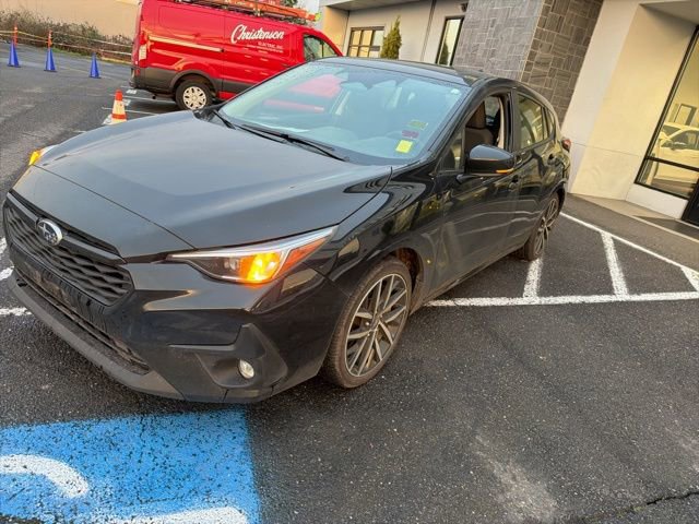 Used 2024 Subaru Impreza 2.0i Sport image 3