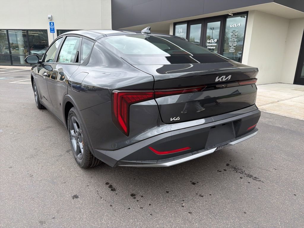 New 2026 Kia K4 LXS image 10