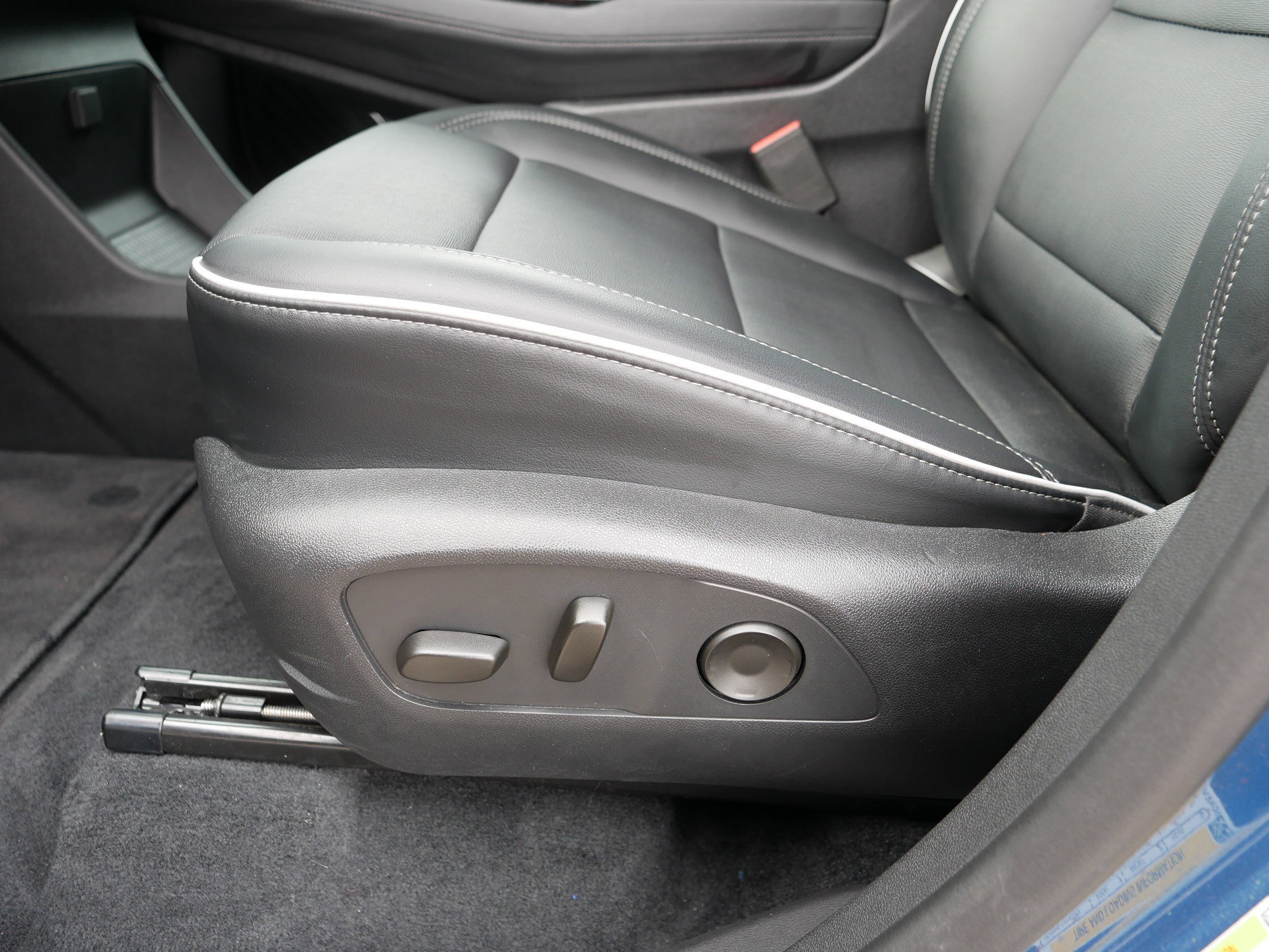 Certified 2025 Buick Enclave Preferred image 20