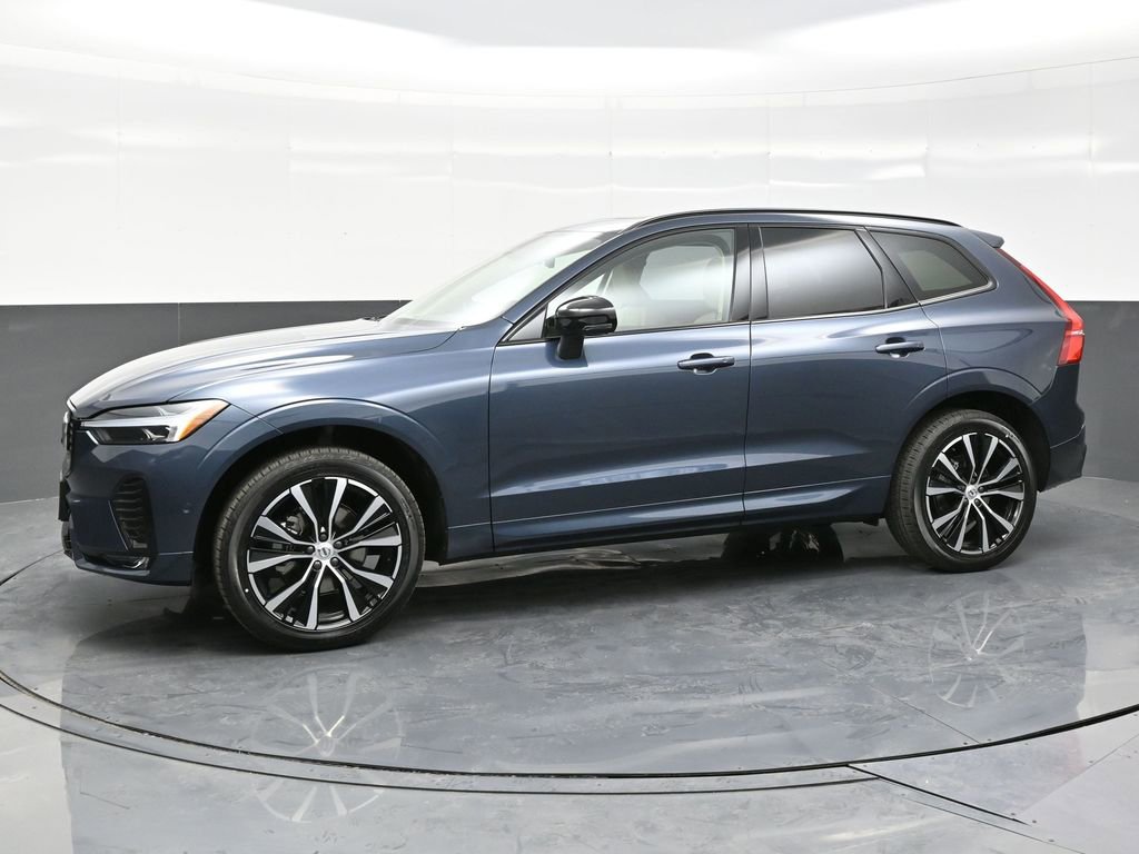 Used 2025 Volvo XC60 B5 Plus w/ Protection Package Premier image 3