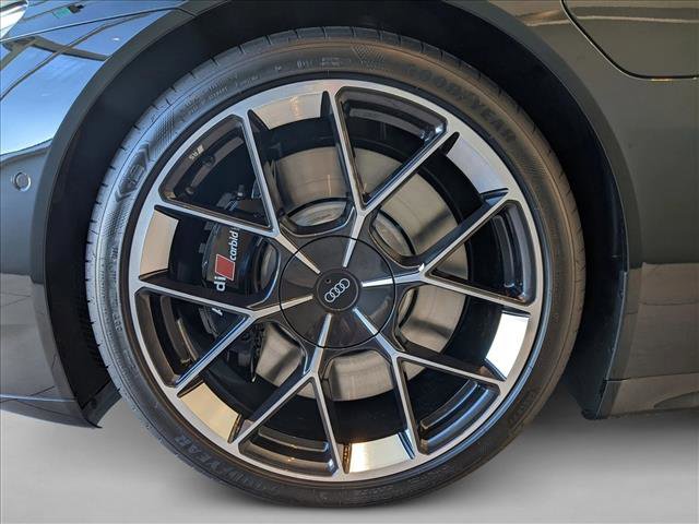 New 2026 Audi RS e-tron GT performance image 8