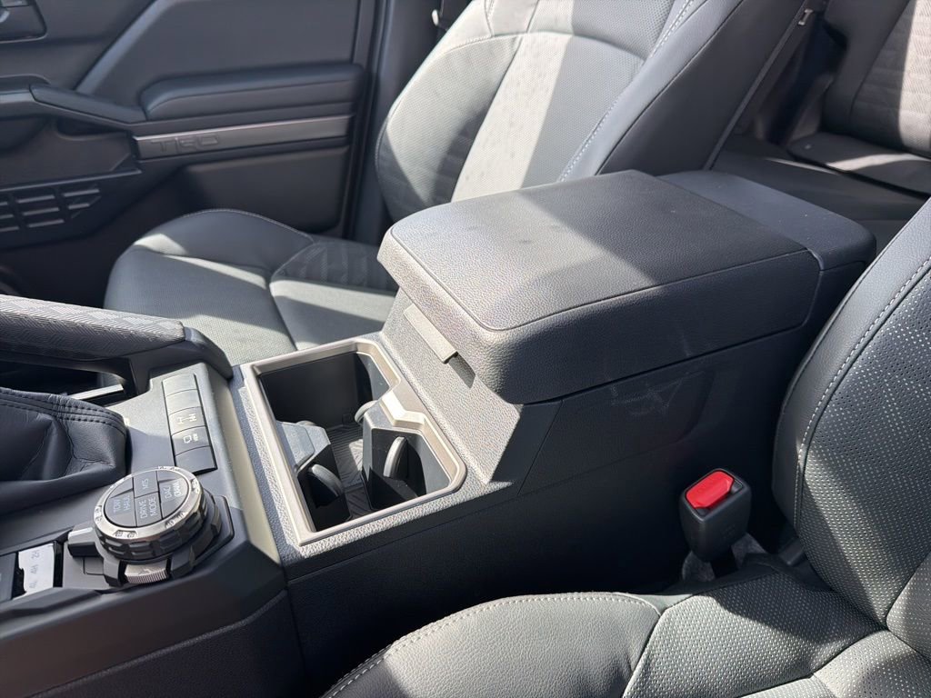 New 2025 Toyota 4Runner TRD Off-Road Premium AWD/4WD image 23