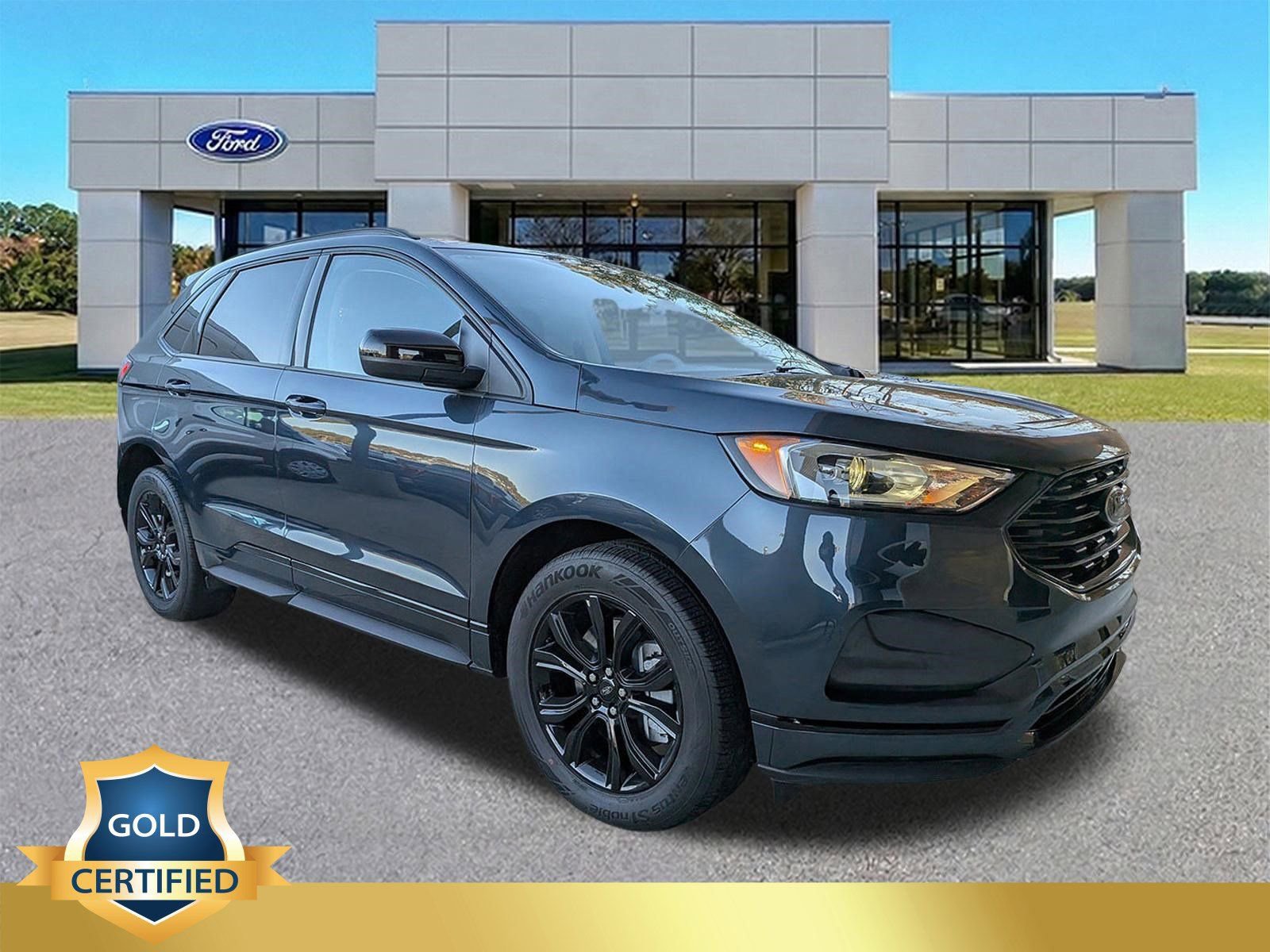 Certified 2024 Ford Edge SE w/ Black Appearance Package