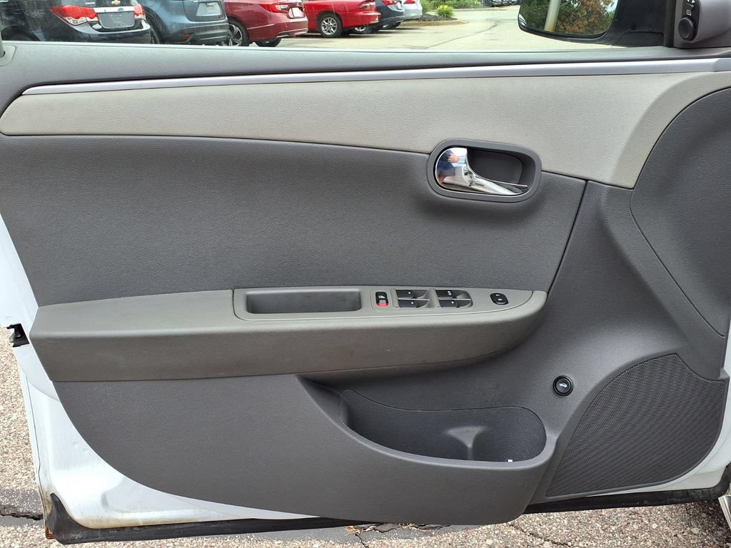 Used 2009 Chevrolet Malibu LT w/ Power Convenience Package FWD image 11