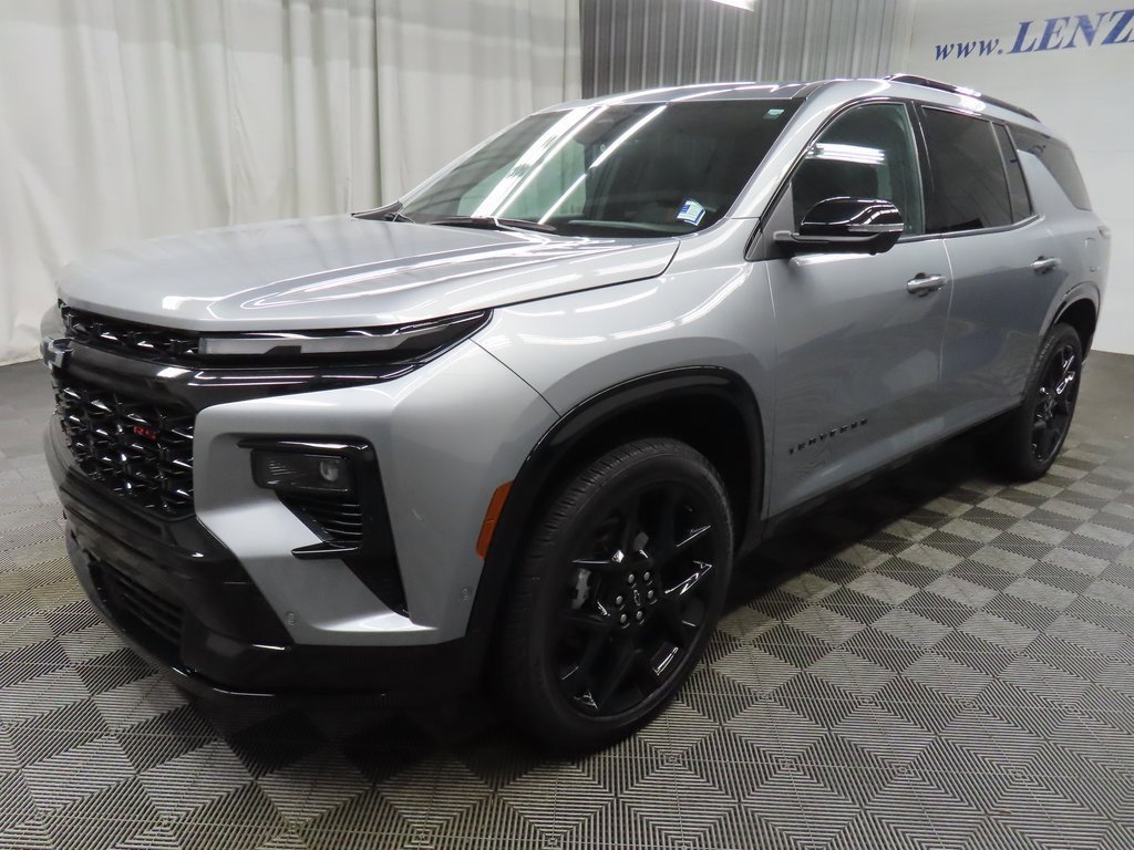 Used 2024 Chevrolet Traverse RS w/ LPO, Floor Liner Package image 6