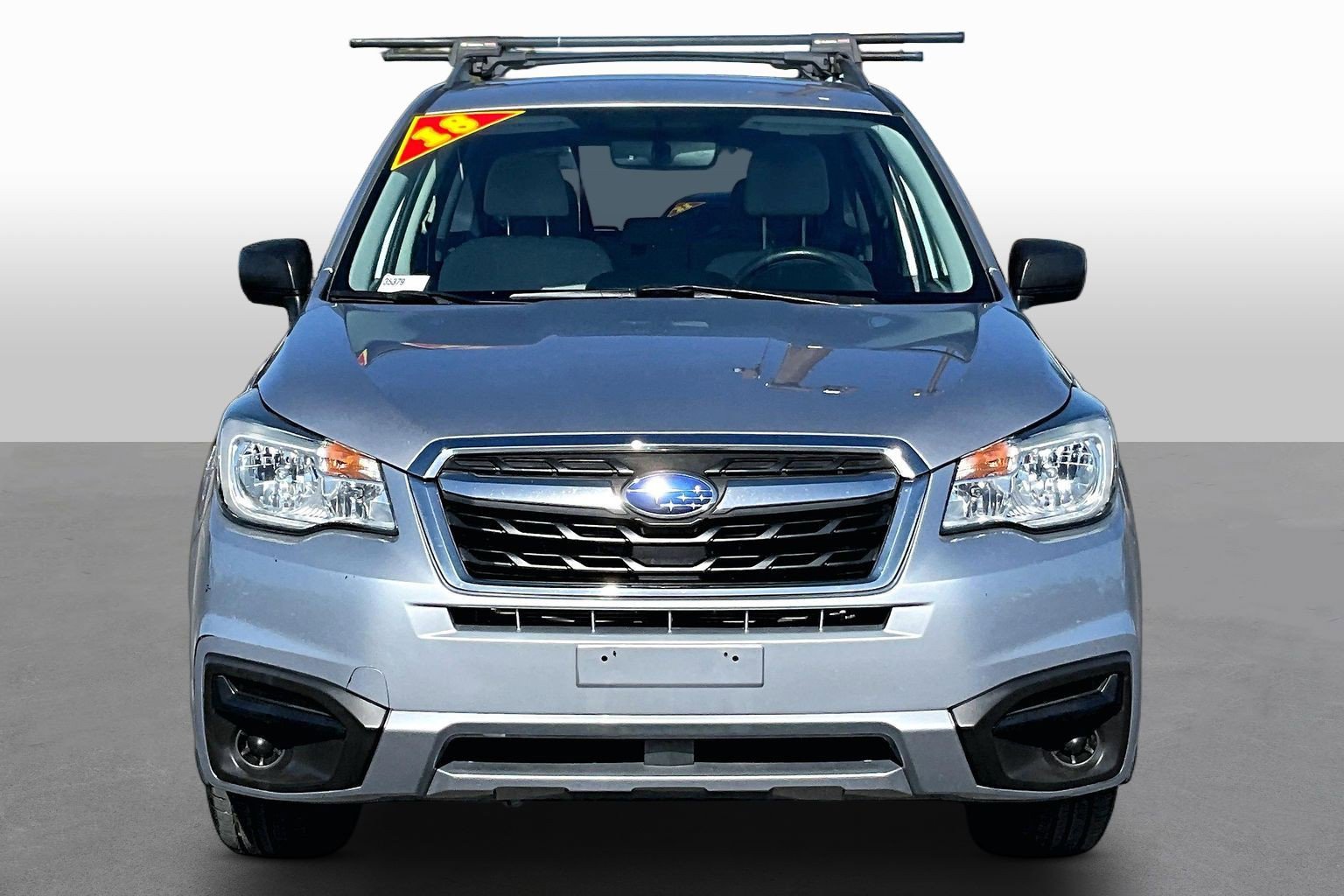 Used 2018 Subaru Forester 2.5i w/ Alloy Wheel Package AWD/4WD image 2
