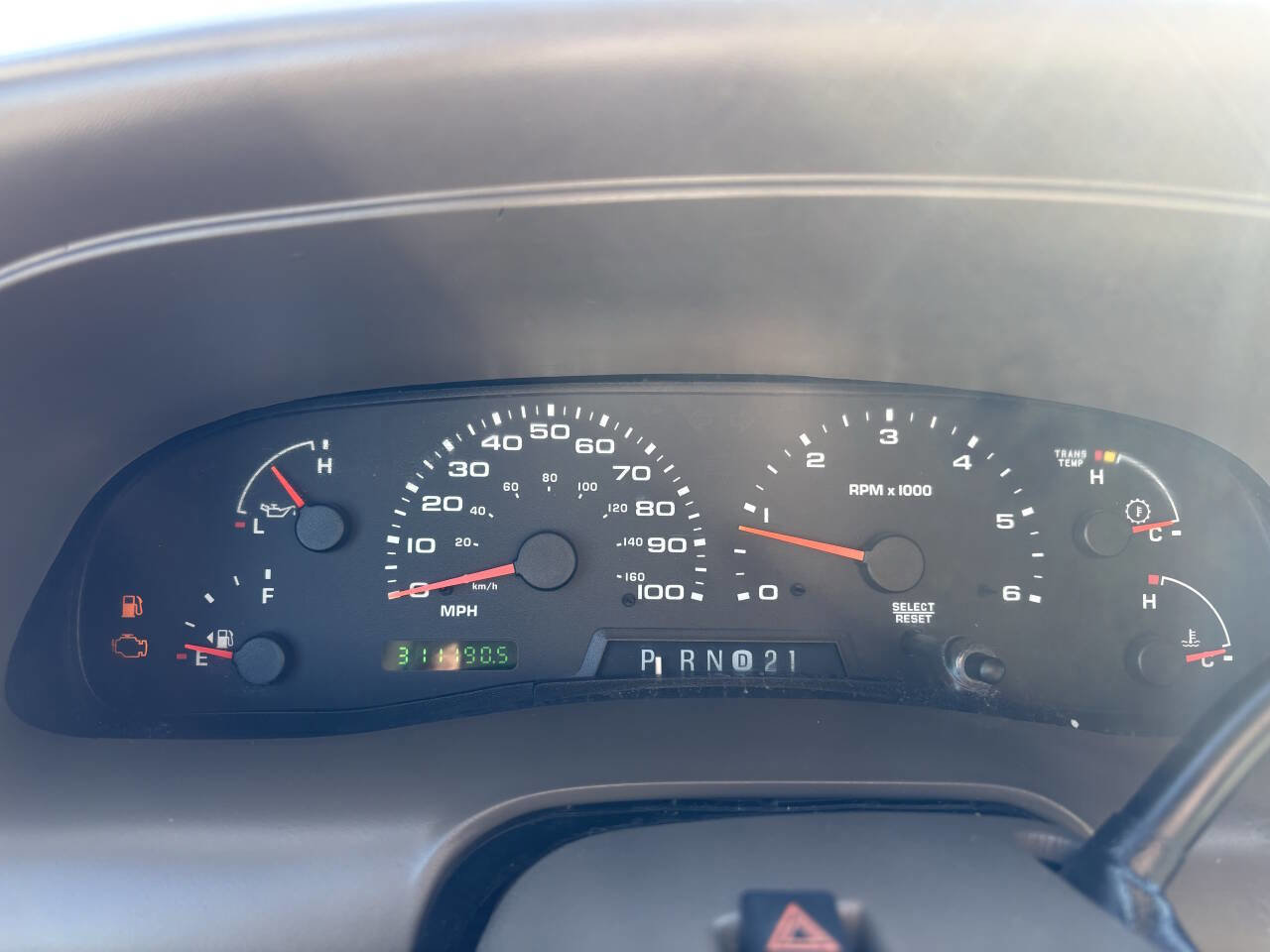 Used 2002 Ford Excursion XLT image 25