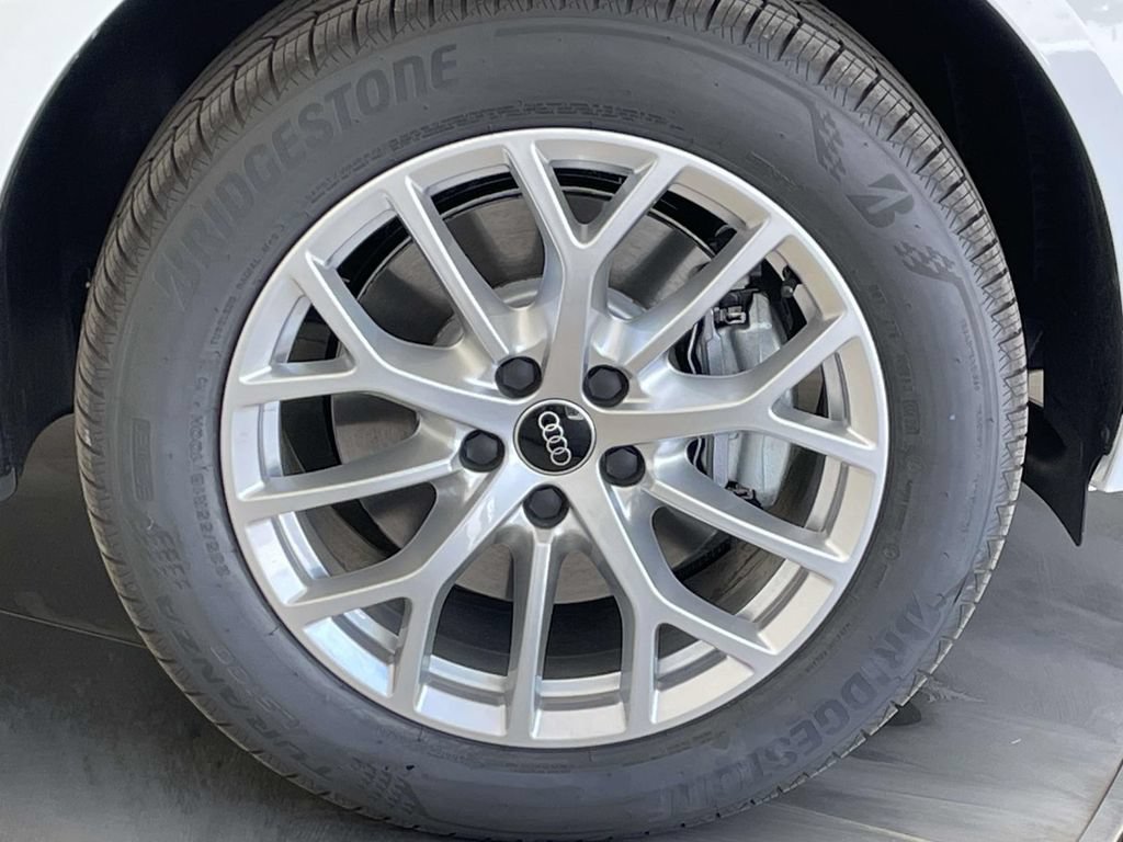 New 2026 Audi Q3 quattro 2.0T AWD/4WD image 14