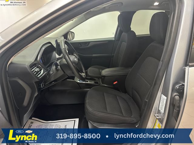 Used 2023 Ford Escape Active w/ Tech Pack #1 AWD/4WD image 6