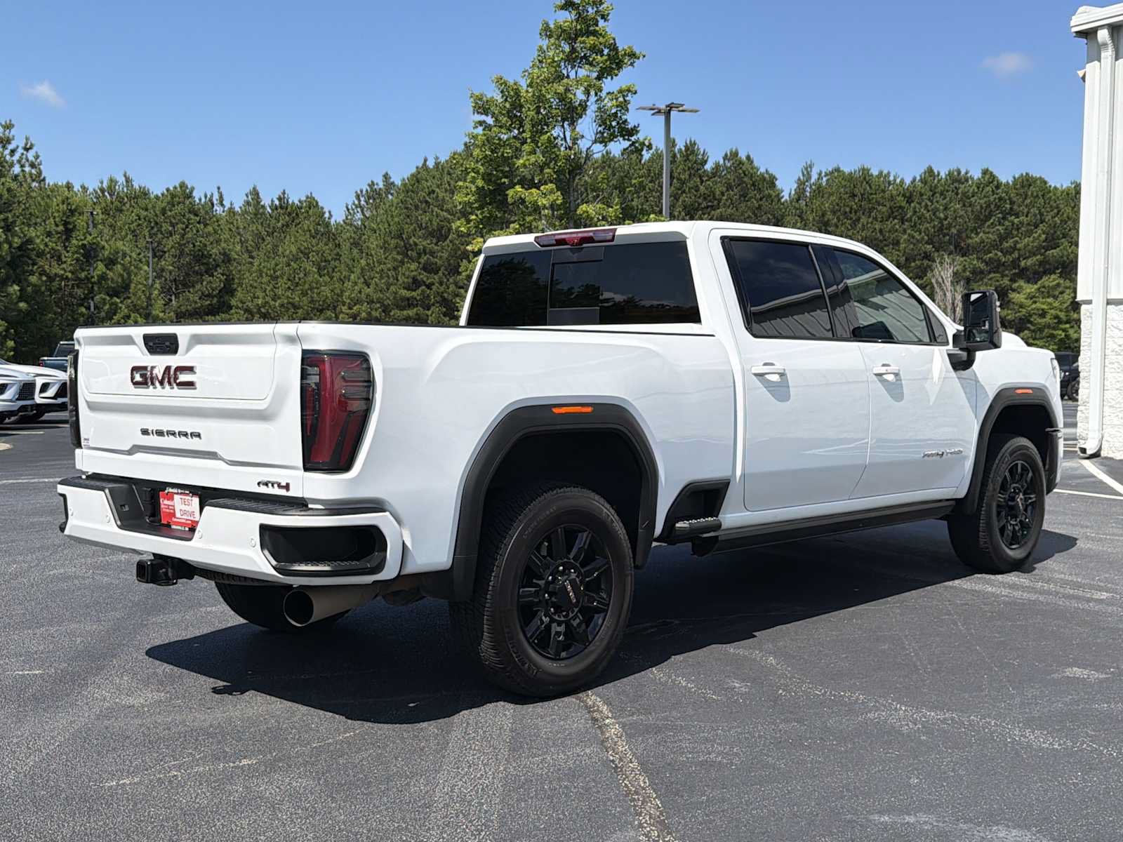 Used 2025 GMC Sierra 2500 AT4 w/ AT4 Premium Plus Package AWD/4WD image 37