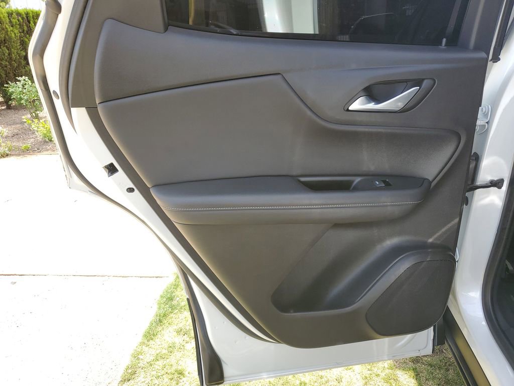 Used 2023 Chevrolet Blazer LT image 15