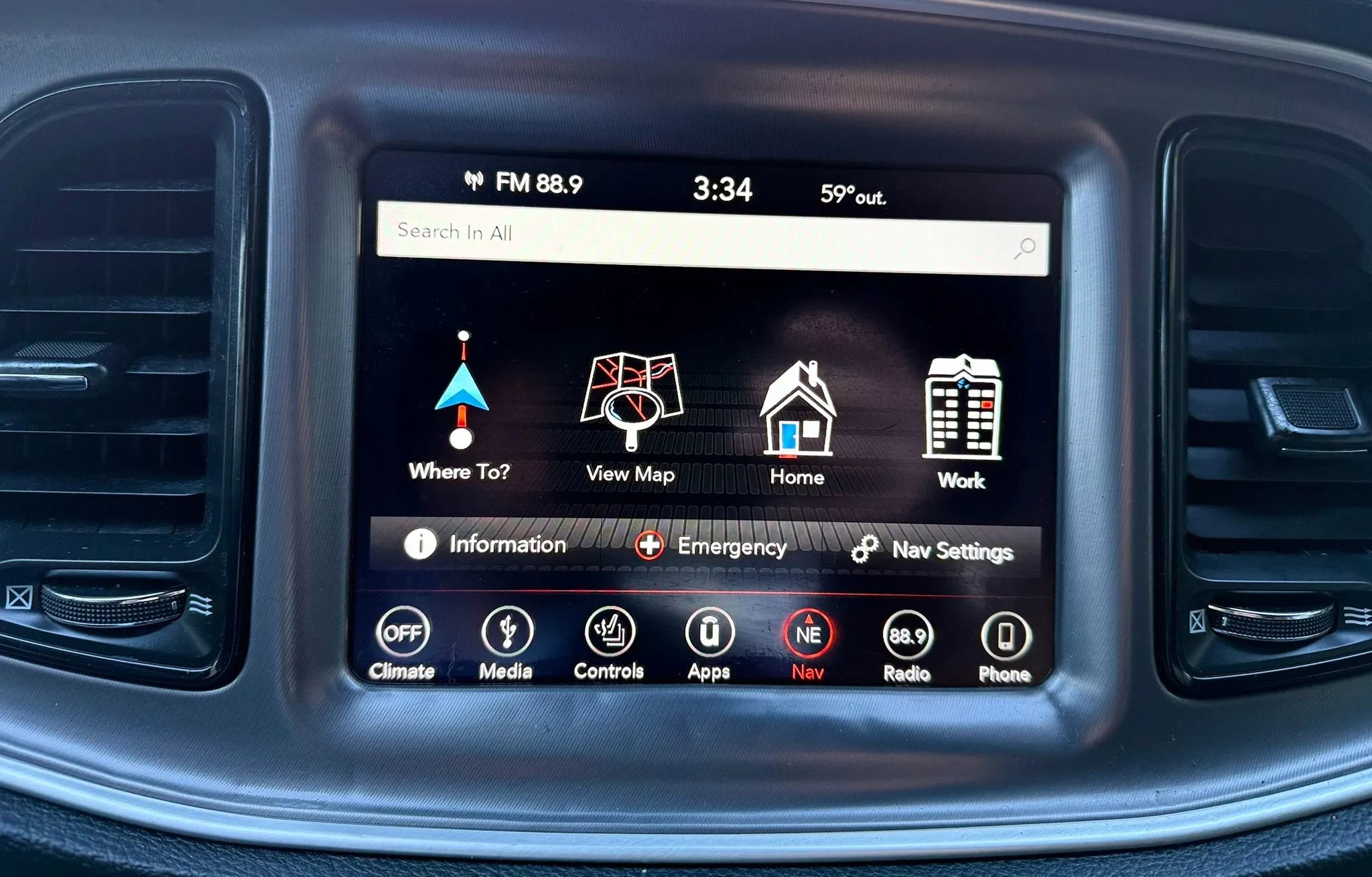 Used 2019 Dodge Challenger SXT w/ Plus Package image 16