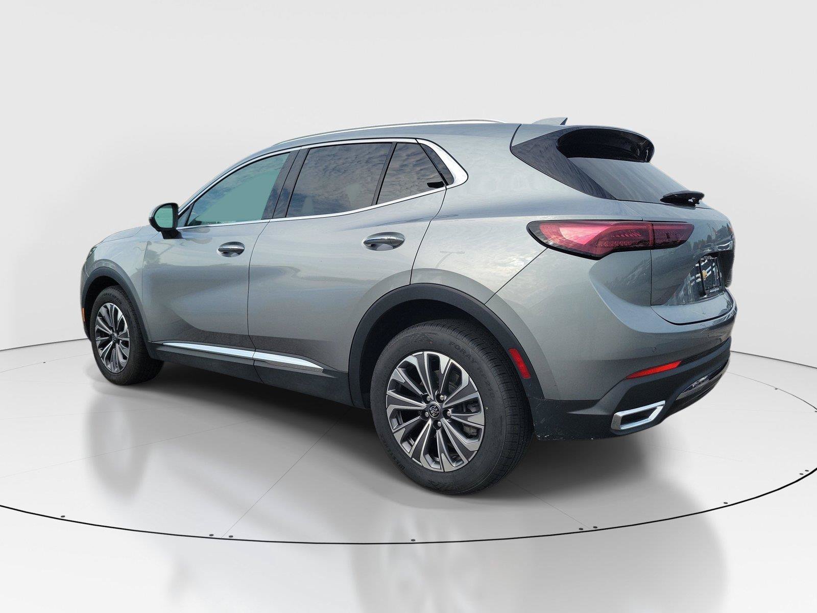 Used 2024 Buick Envision Preferred AWD/4WD image 3