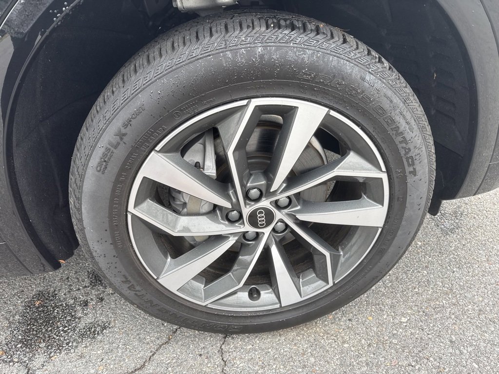 Used 2024 Audi Q5 2.0T Premium w/ Convenience Package image 30