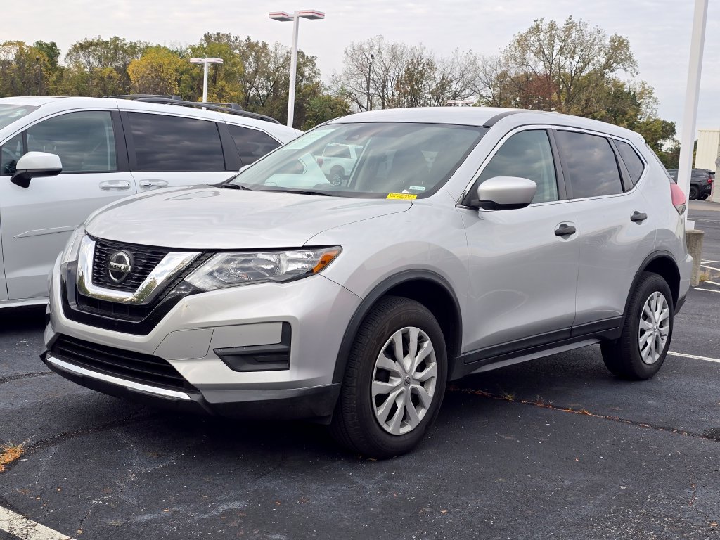 Used 2020 Nissan Rogue S AWD/4WD image 3
