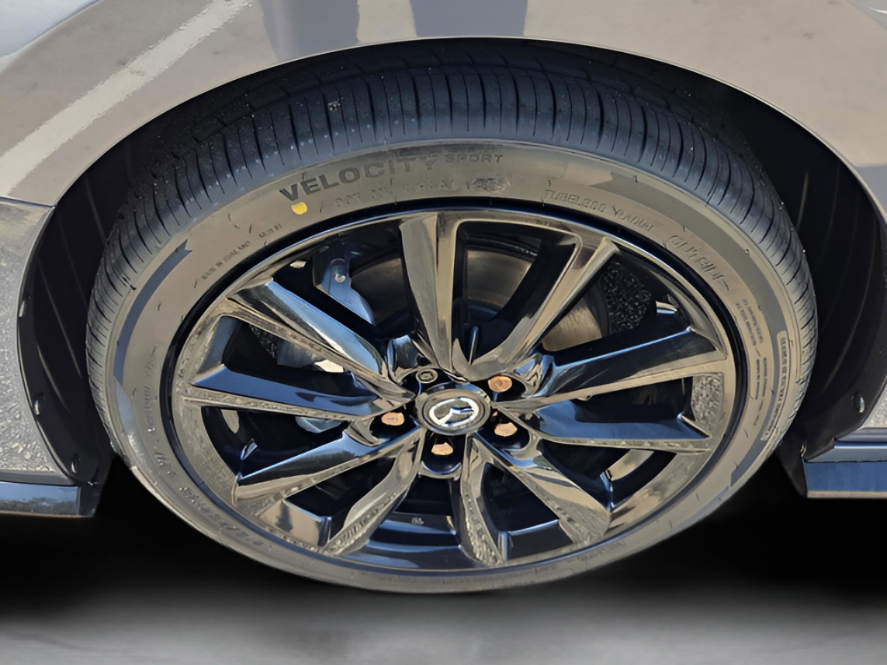 Used 2023 MAZDA MAZDA3 Hatchback w/ Appearance Package image 9