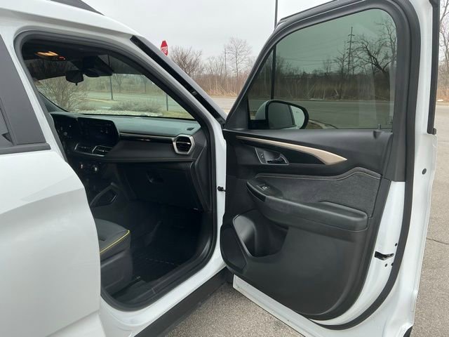 Used 2024 Chevrolet TrailBlazer ACTIV w/ Driver Confidence Package image 17