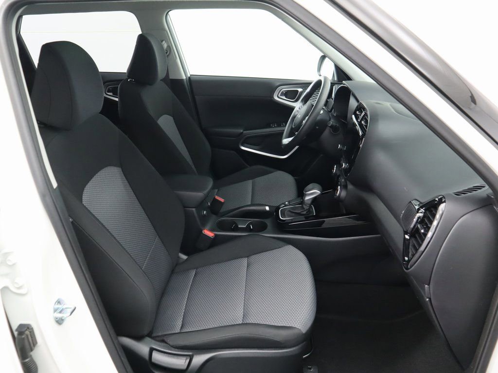 Used 2023 Kia Soul S image 21