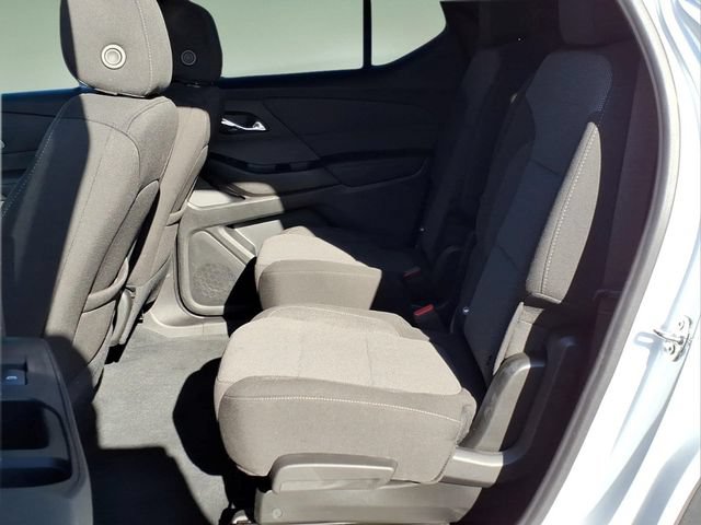 Used 2023 Chevrolet Traverse LT FWD image 12