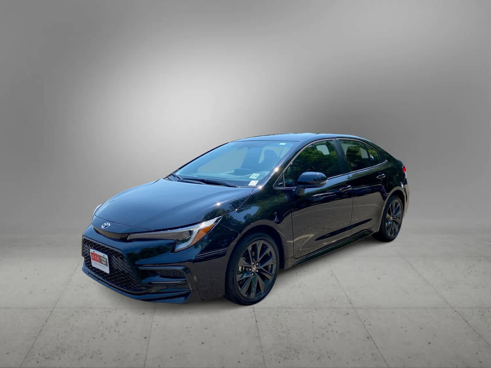 Used 2026 Toyota Corolla SE FWD image 4