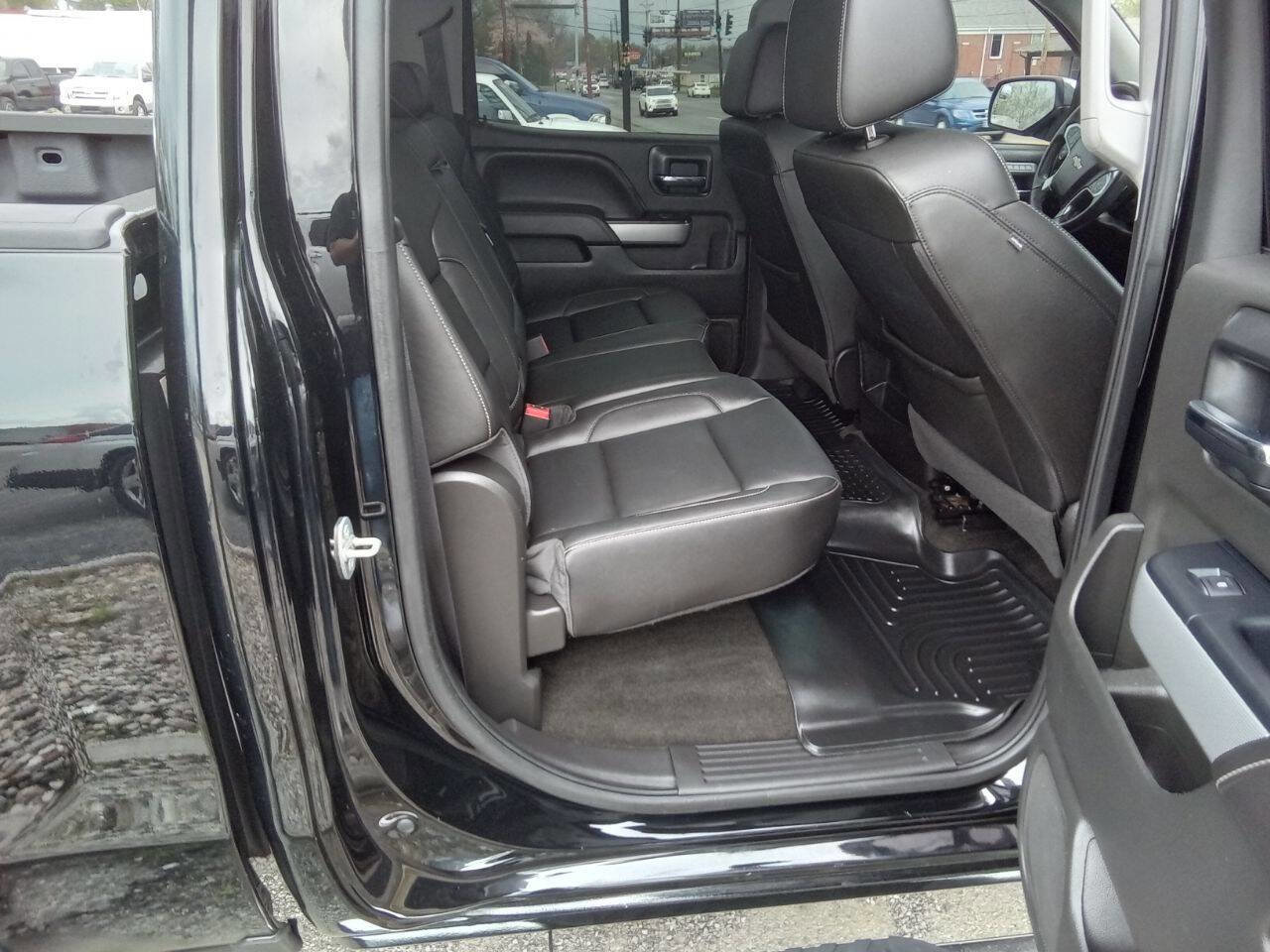 Used 2017 Chevrolet Silverado 1500 LTZ Z71 w/ LTZ Plus Package image 5