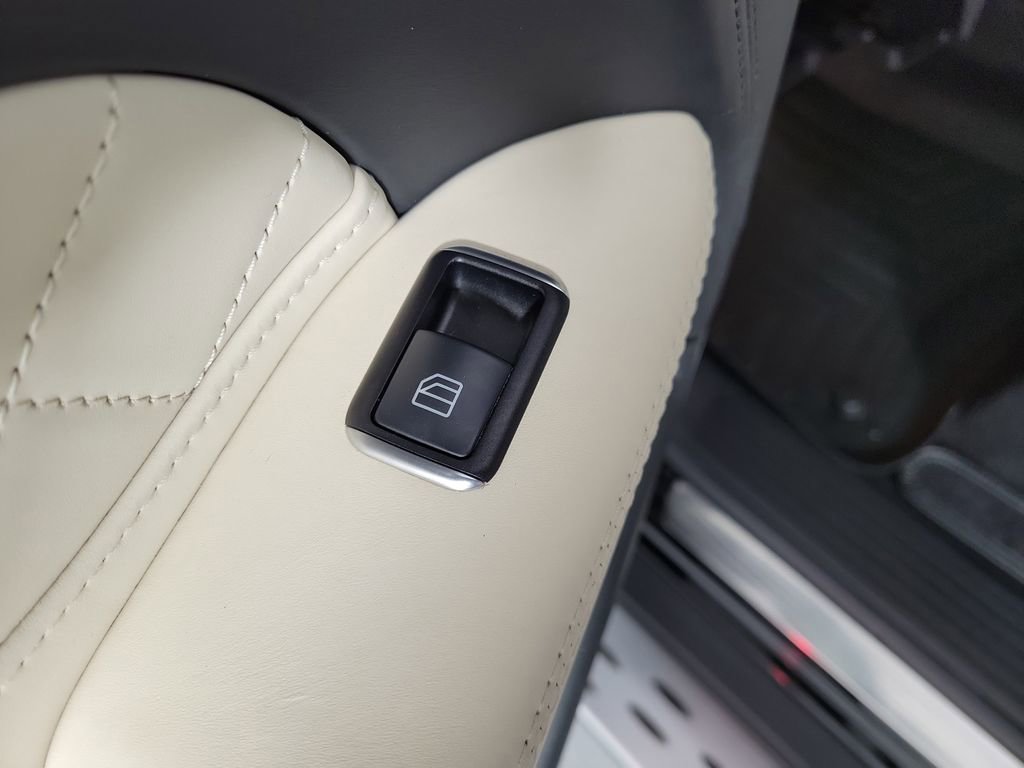 Used 2018 Mercedes-Benz GLS 550 GLS 550 image 14