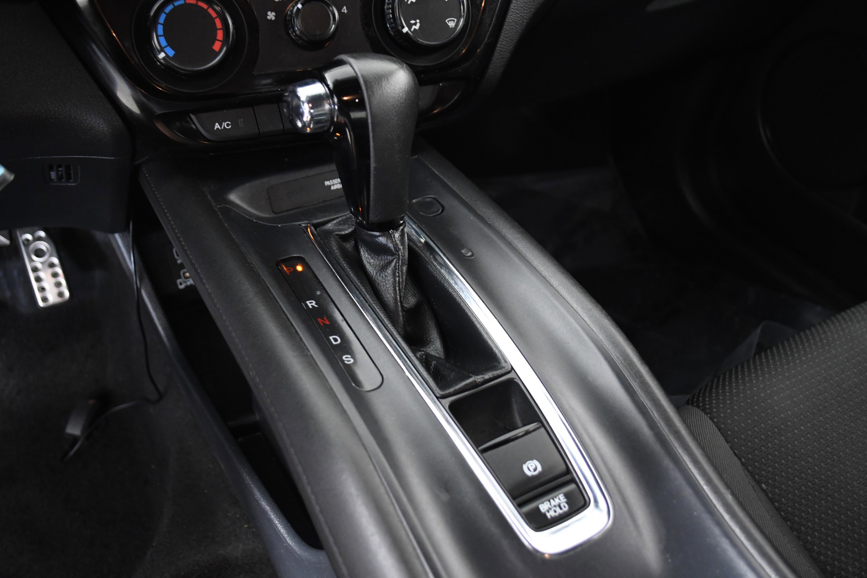 Used 2022 Honda HR-V Sport image 14