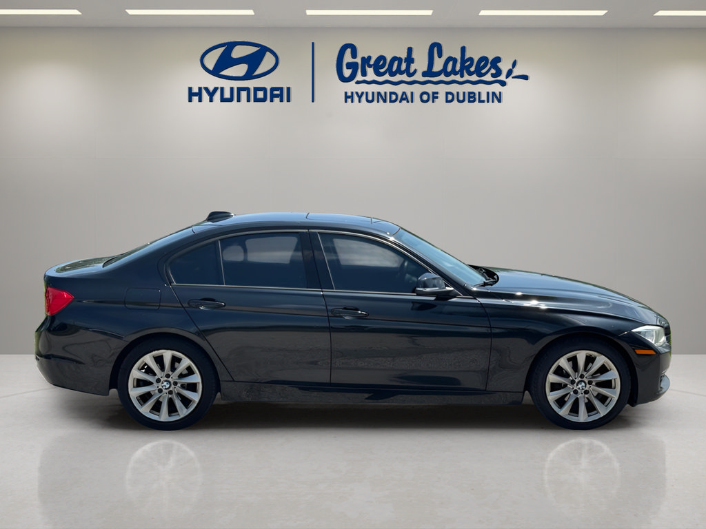 Used 2013 BMW 328i xDrive Sedan AWD/4WD image 6