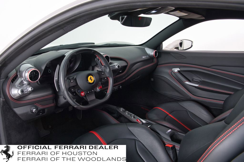 Used 2022 Ferrari F8 Tributo image 4