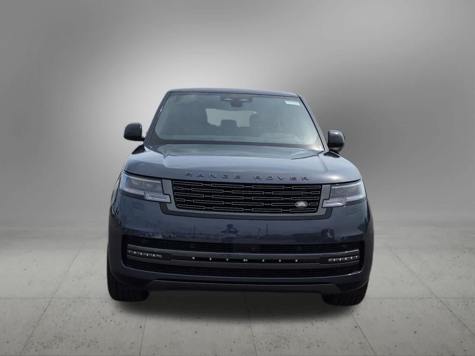 New 2026 Land Rover Range Rover Long Wheelbase SE AWD/4WD image 9