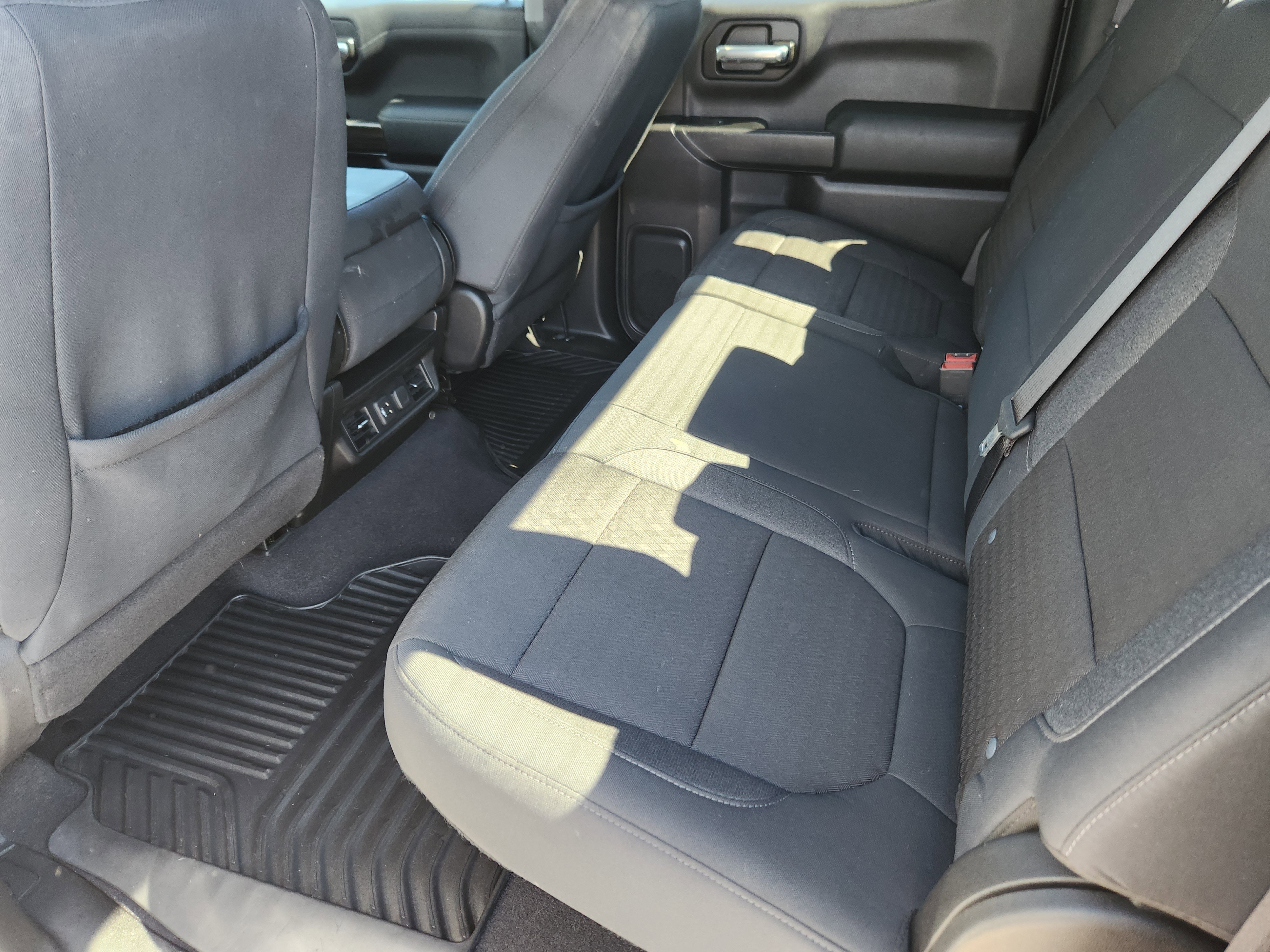 Used 2020 Chevrolet Silverado 1500 LT w/ All-Star Edition AWD/4WD image 10