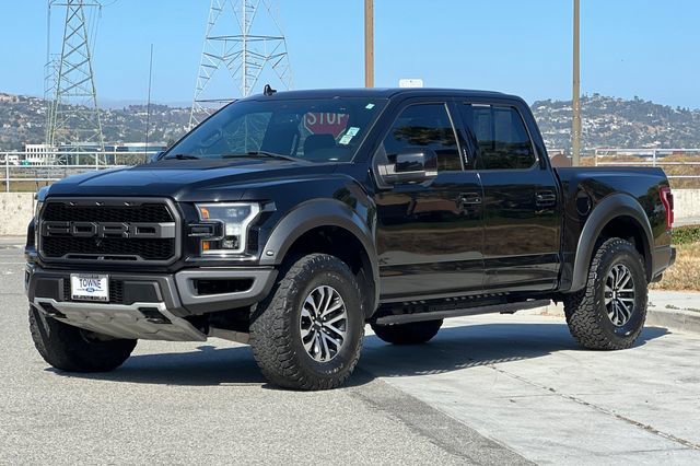Used 2019 Ford F150 Raptor w/ Equipment Group 802A Luxury image 8