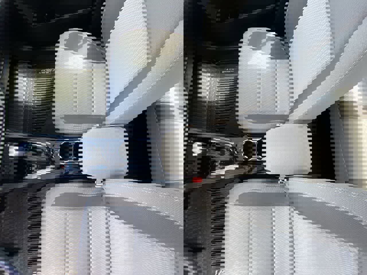 Used 2019 Toyota Corolla LE FWD image 19