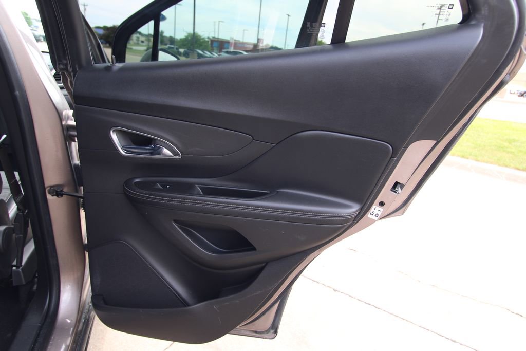 Used 2015 Buick Encore Convenience FWD image 37