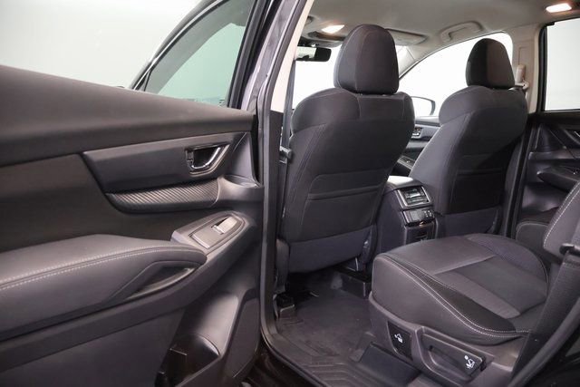Used 2024 Subaru Ascent Premium w/ Convenience Package image 26