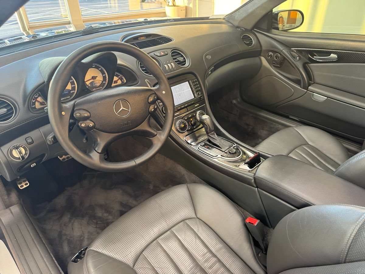 Used 2005 Mercedes-Benz SL 55 AMG image 16
