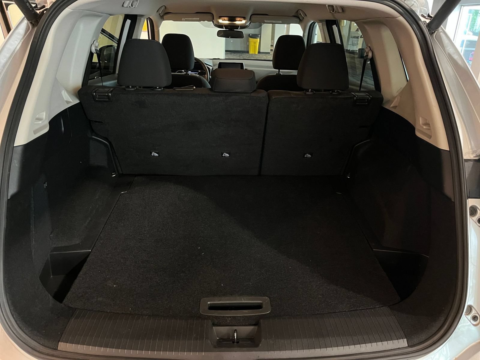 Used 2025 Nissan Rogue SV AWD/4WD image 32