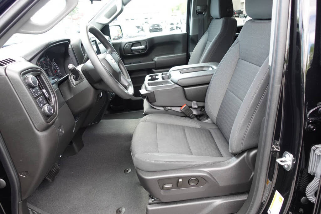 Used 2023 Chevrolet Silverado 1500 Custom AWD/4WD image 19