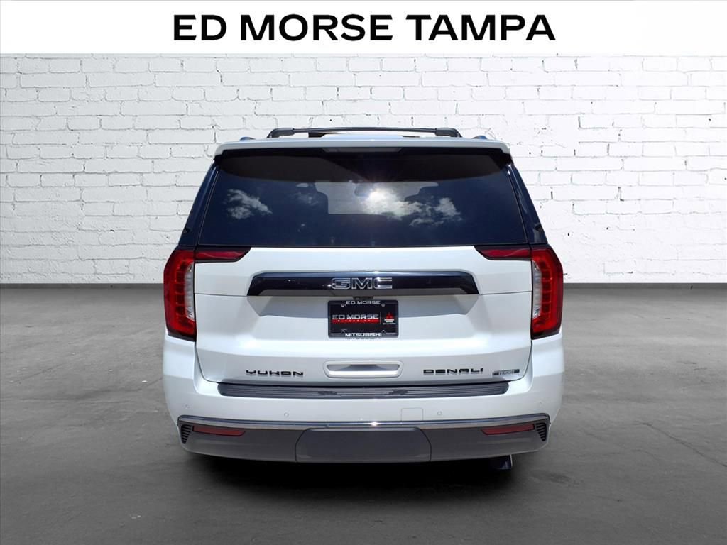 Used 2024 GMC Yukon Denali Ultimate AWD/4WD image 4