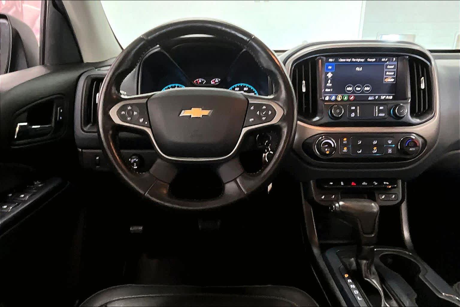Used 2021 Chevrolet Colorado Z71 AWD/4WD image 13